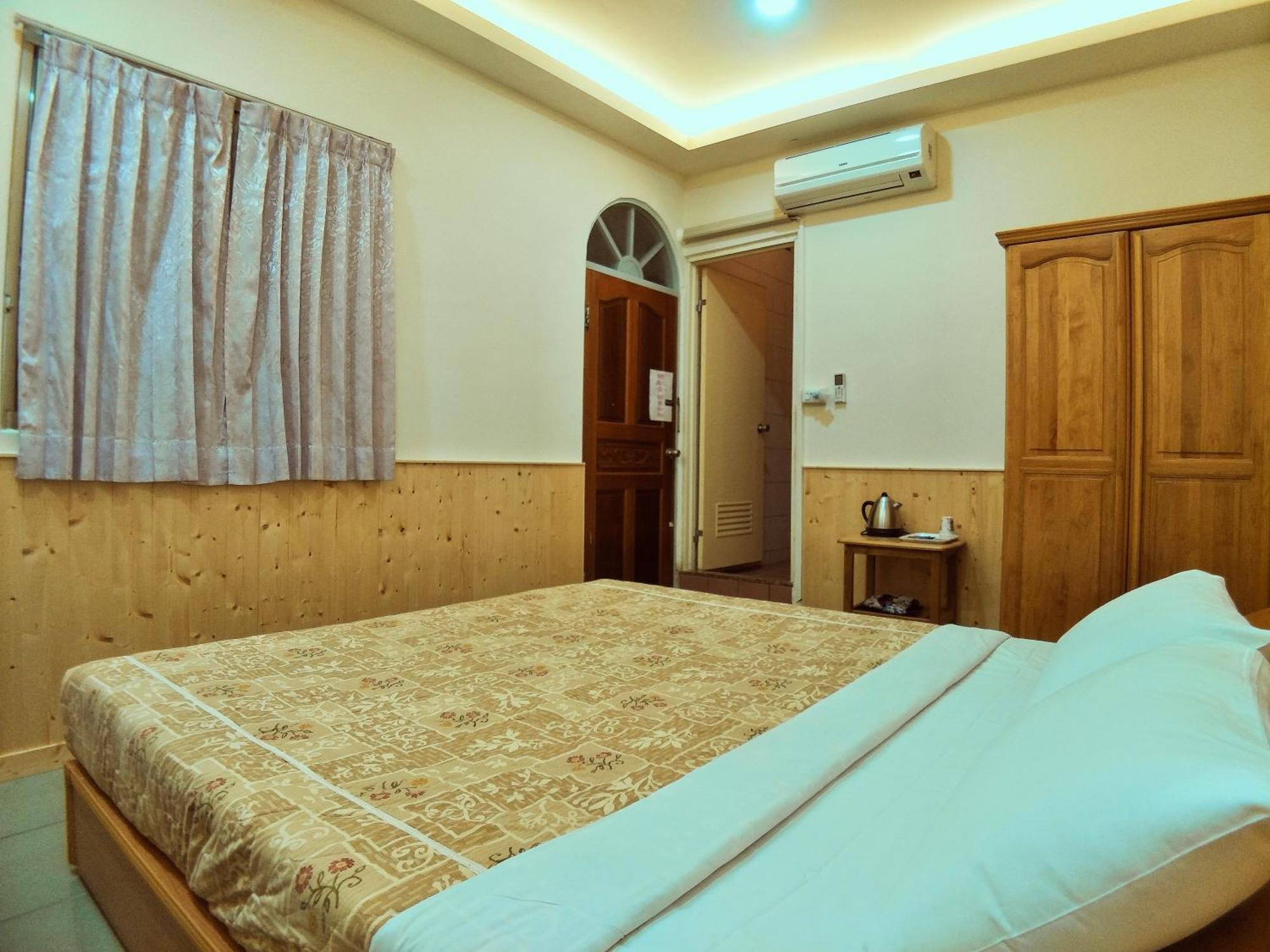 Sun Moon Lake Fisherman Homestay Yuchi Room photo