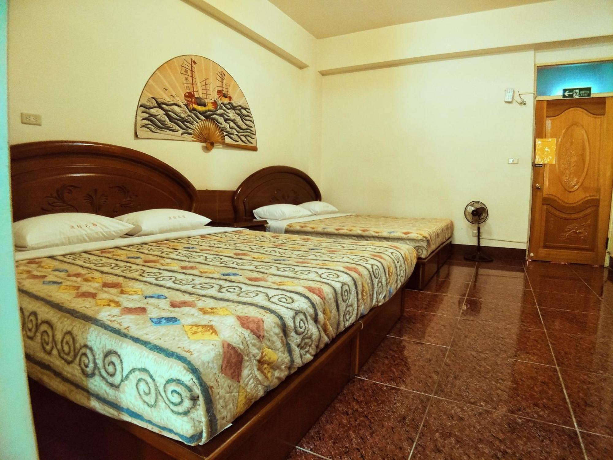 Sun Moon Lake Fisherman Homestay Yuchi Room photo